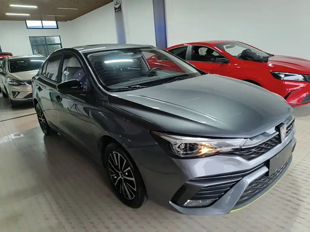 Фото 4 - Roewe i5