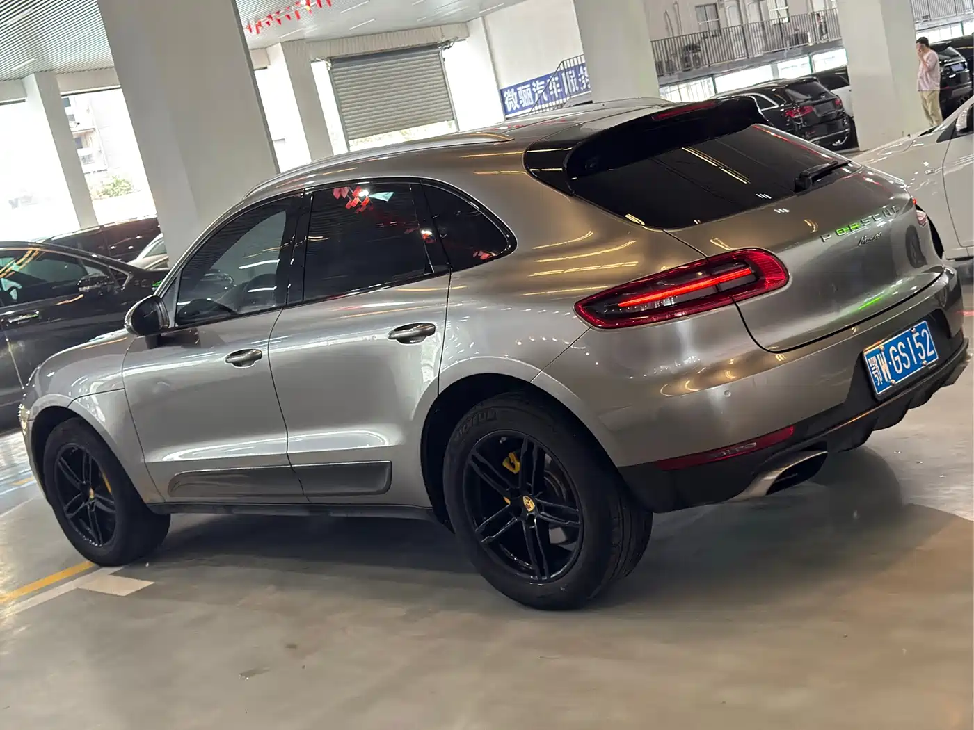Porsche Macan 2016 Macan 2.0T фото 4