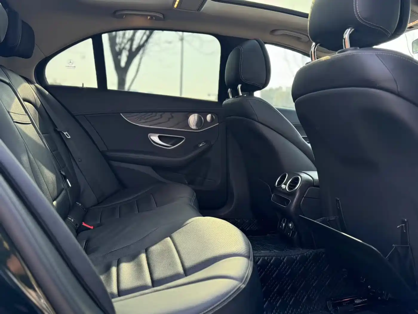 Mercedes-Benz C-Class 2021 C 260 L Sport Starry Exclusive Edition фото 4