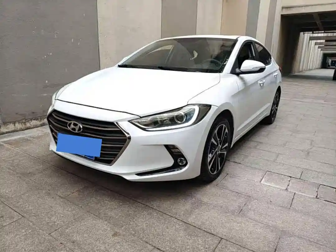 Hyundai Elantra 2016 Model 1.6L Automatic Smart Elite