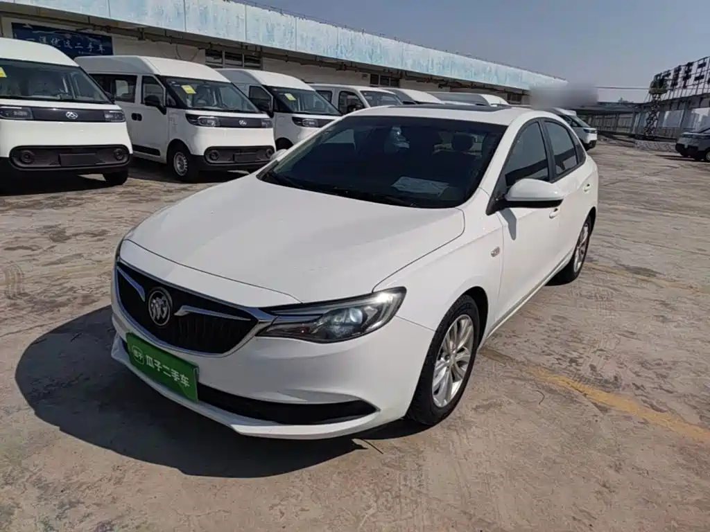 Фото 1 - Buick Excelle