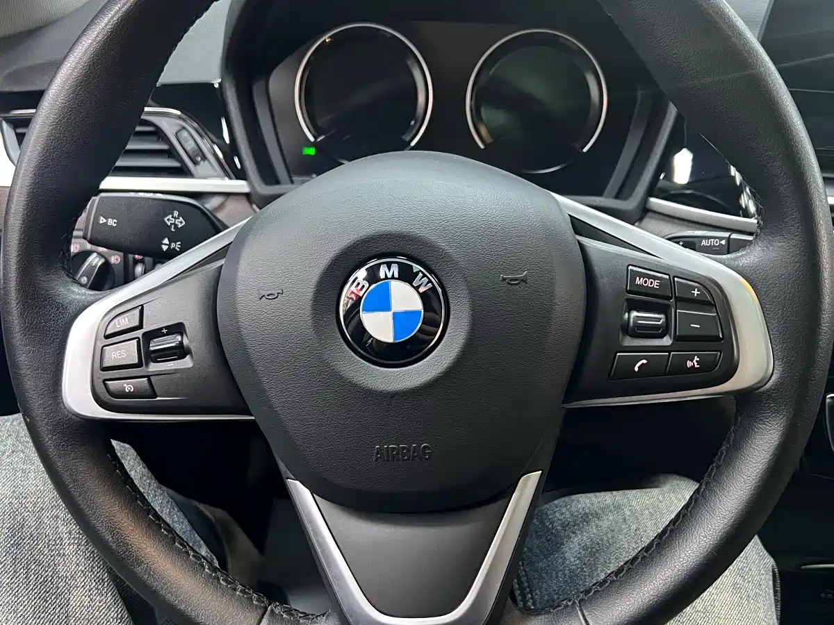BMW X1 2021 Facelift sDrive20Li Fashion фото 10