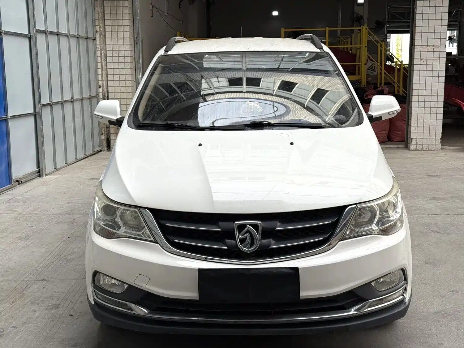 Фото 2 - Baojun 730