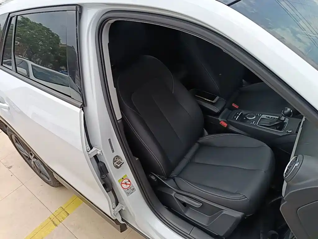 Фото 25 - Audi Q2L