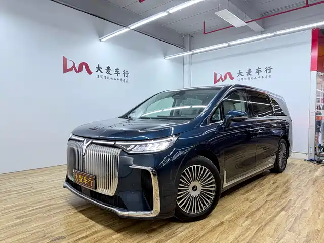 Voyah Dreamer PHEV, полный привод, флагман Kunpeng