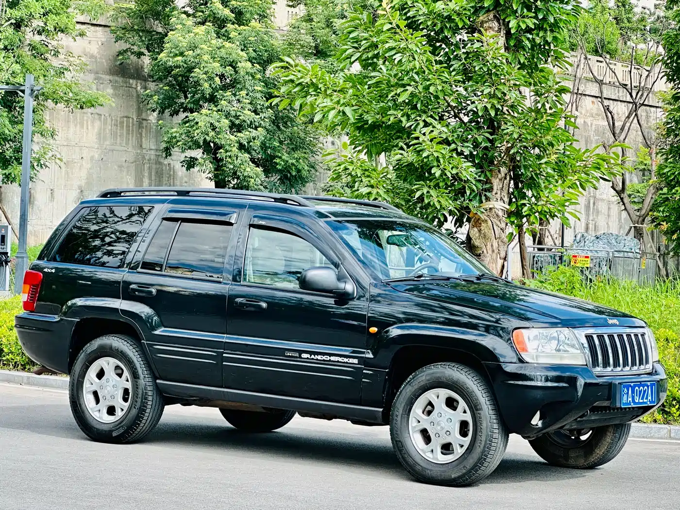 Фото 15 - Jeep Grand Cherokee