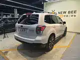 Photo 4 - Subaru Forester