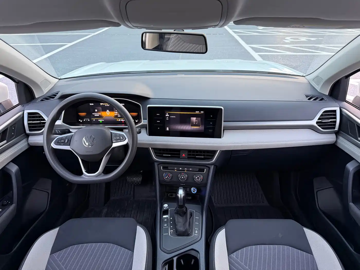 Volkswagen Tharu 2024 300TSI 2WD New Moon Edition фото 9