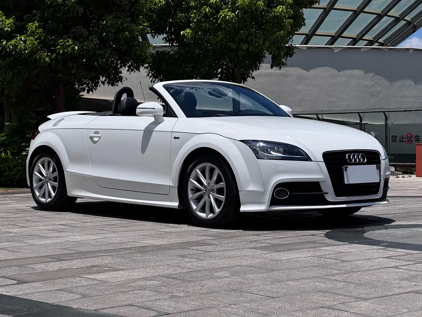 Audi TT 2013 TT Roadster 45 TFSI фото 4