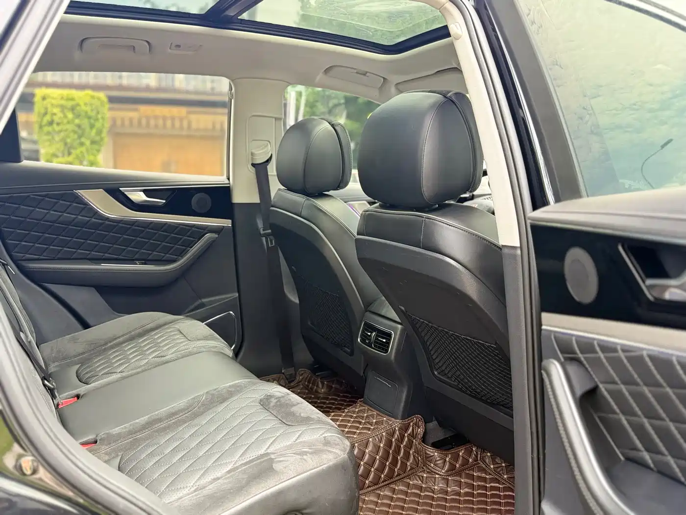 Hongqi HS5 2019 2.0T Smart Connect Enjoy Edition фото 7