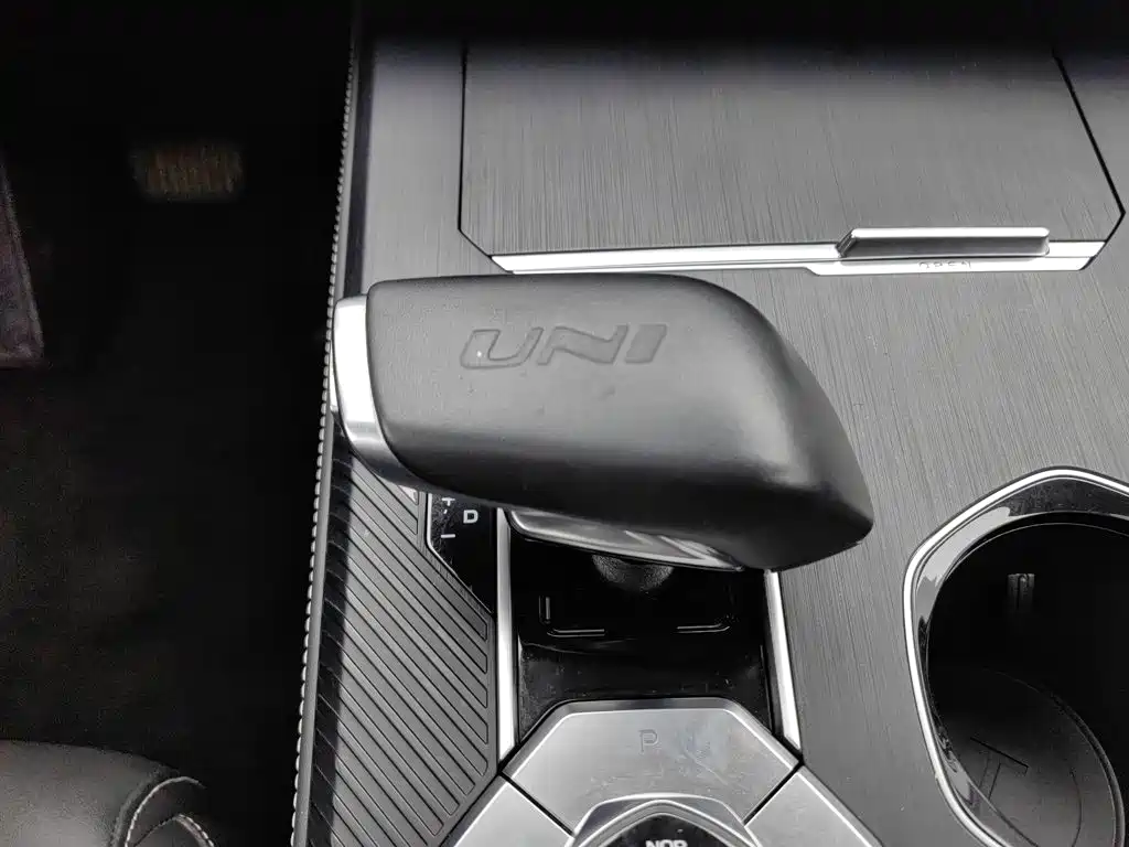 Changan UNI-K 2023 2024 2.0T FWD Global Edition