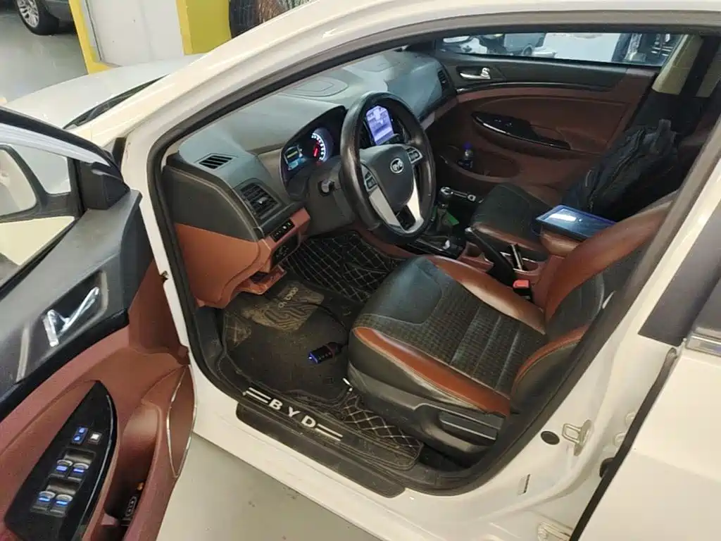 BYD Surui 2015 2015 1.5L Manual Comfort Model