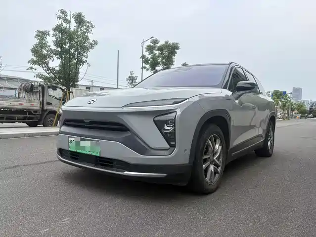 NIO ES6 2020