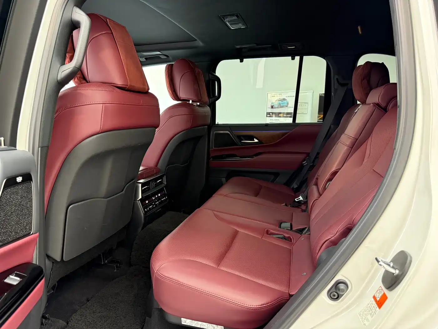 Lexus LX 2025 2025 700h Boundary Edition