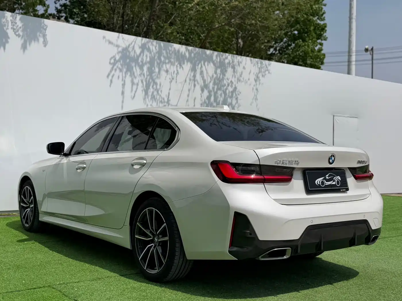 BMW 3 Series 2023 320Li M Sport Package фото 9