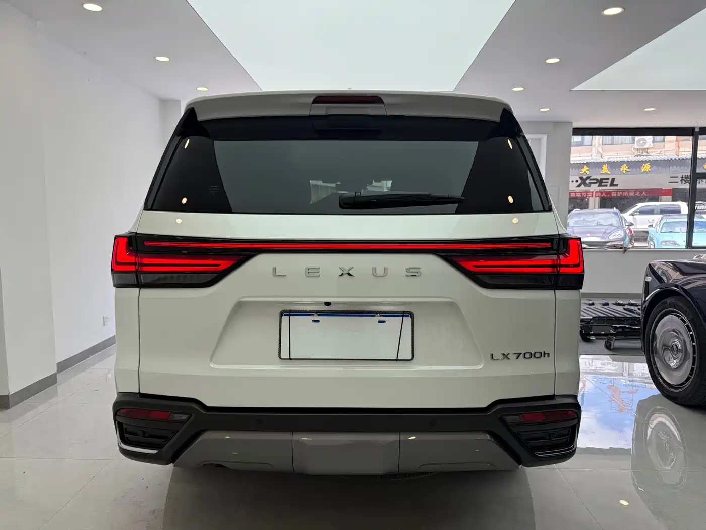 Lexus LX 2025 2025 700h Boundary Edition