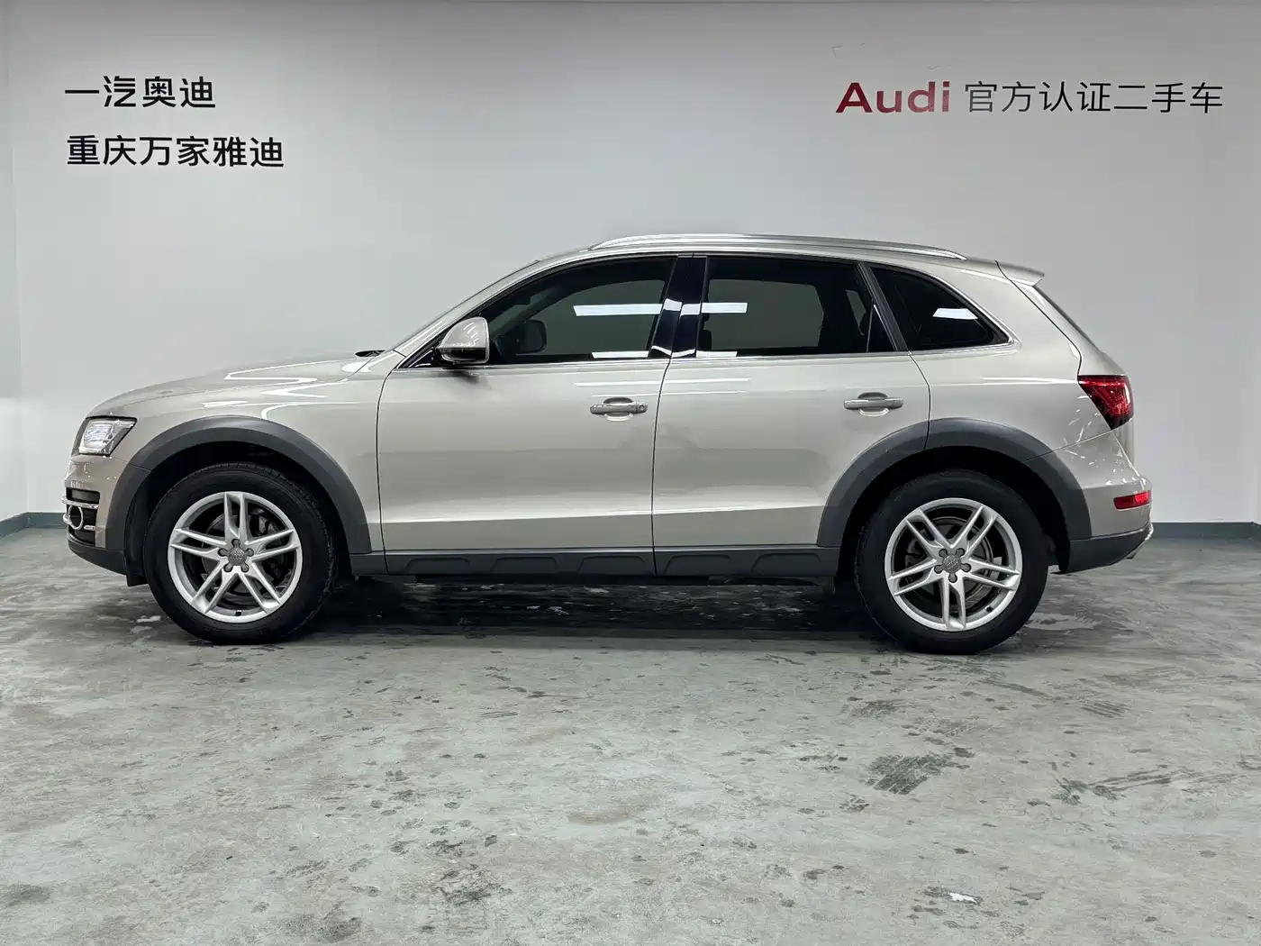 Audi Q5 2017 Plus 40 TFSI Technology фото 6