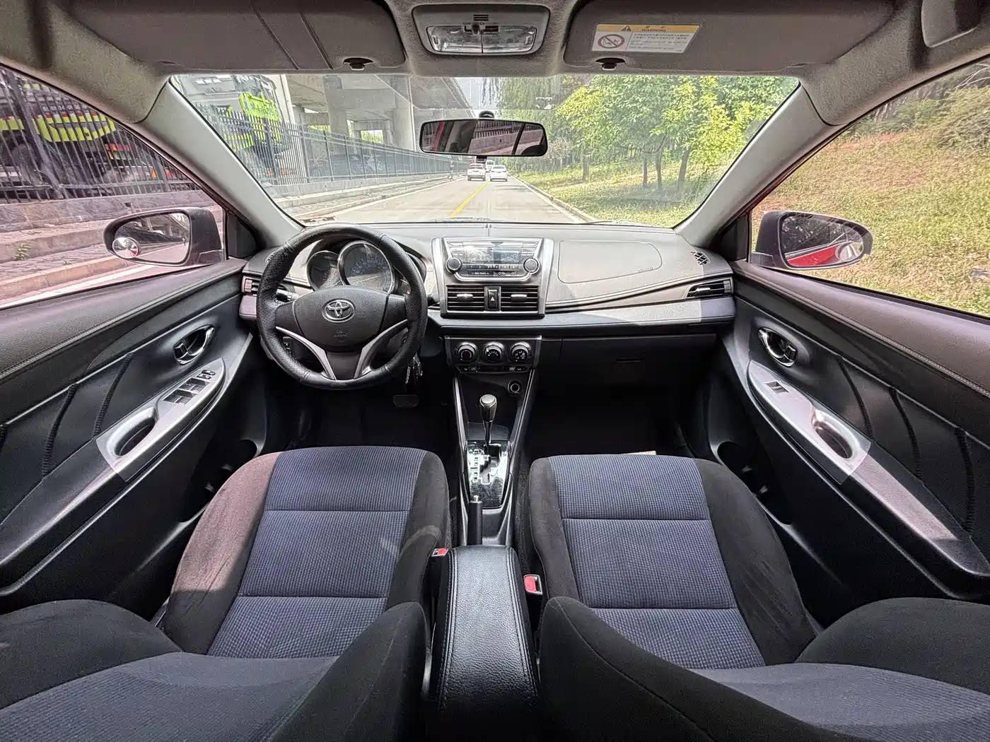 Toyota YARiS L Zhi Xuan 2015 1.5E Auto Charming Edition фото 9