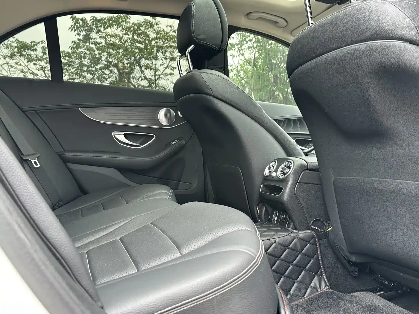 Mercedes-Benz C-Class 2021 C 260 L Sport Starry Exclusive Edition фото 10