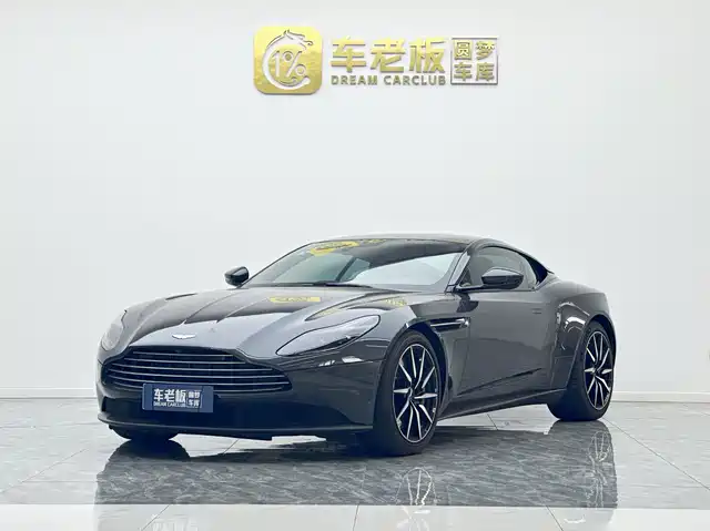 ASTON MARTIN DB11