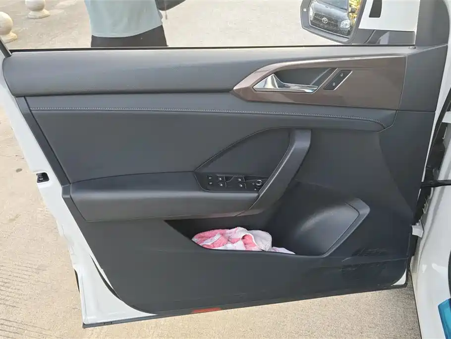 Volkswagen Tharu 2020 Model 280TSI 2WD Luxury Plus China VI фото 7