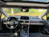 Фото 5 - Lexus RX