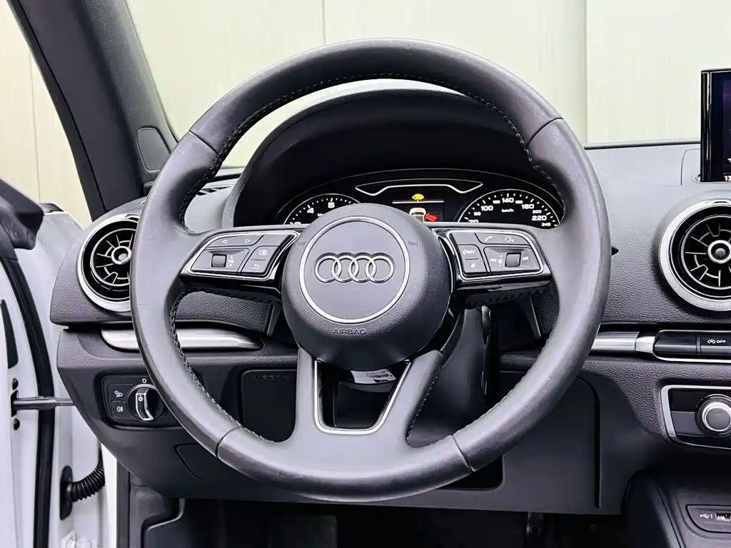 Audi A3 (Import) 2018 2017 Cabriolet 40 TFSI