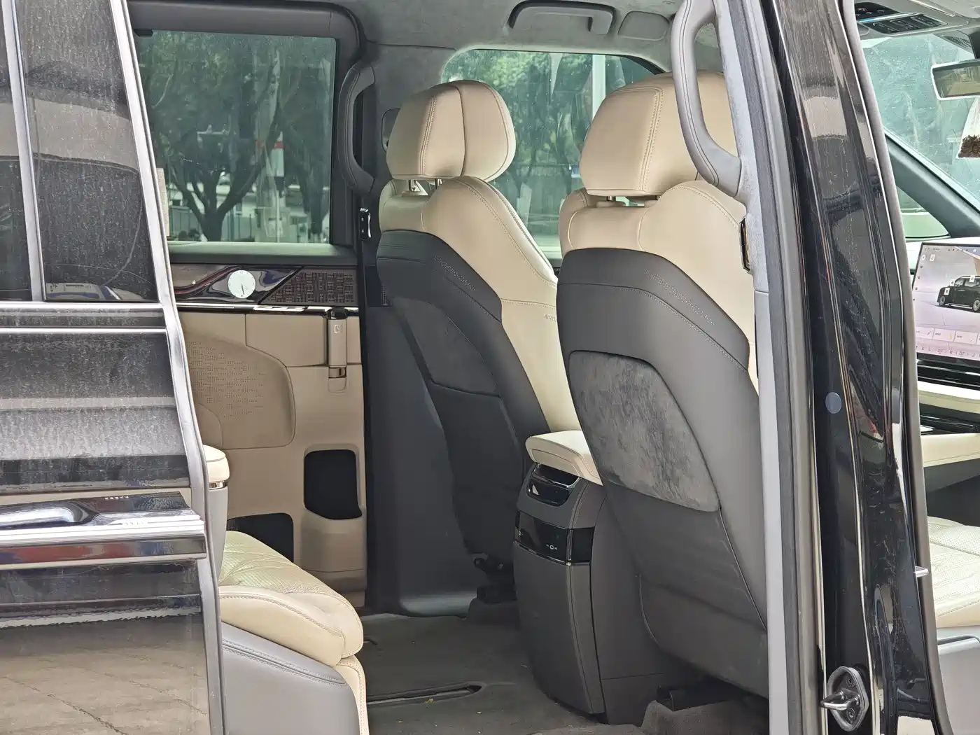 ZEEKR EXTREME KRYPTON 009