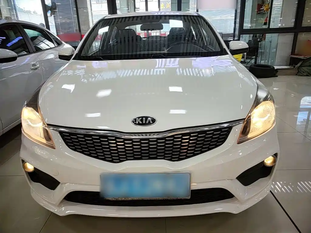 Kia K2 2017 2017 Sedan 1.4L AT GLS