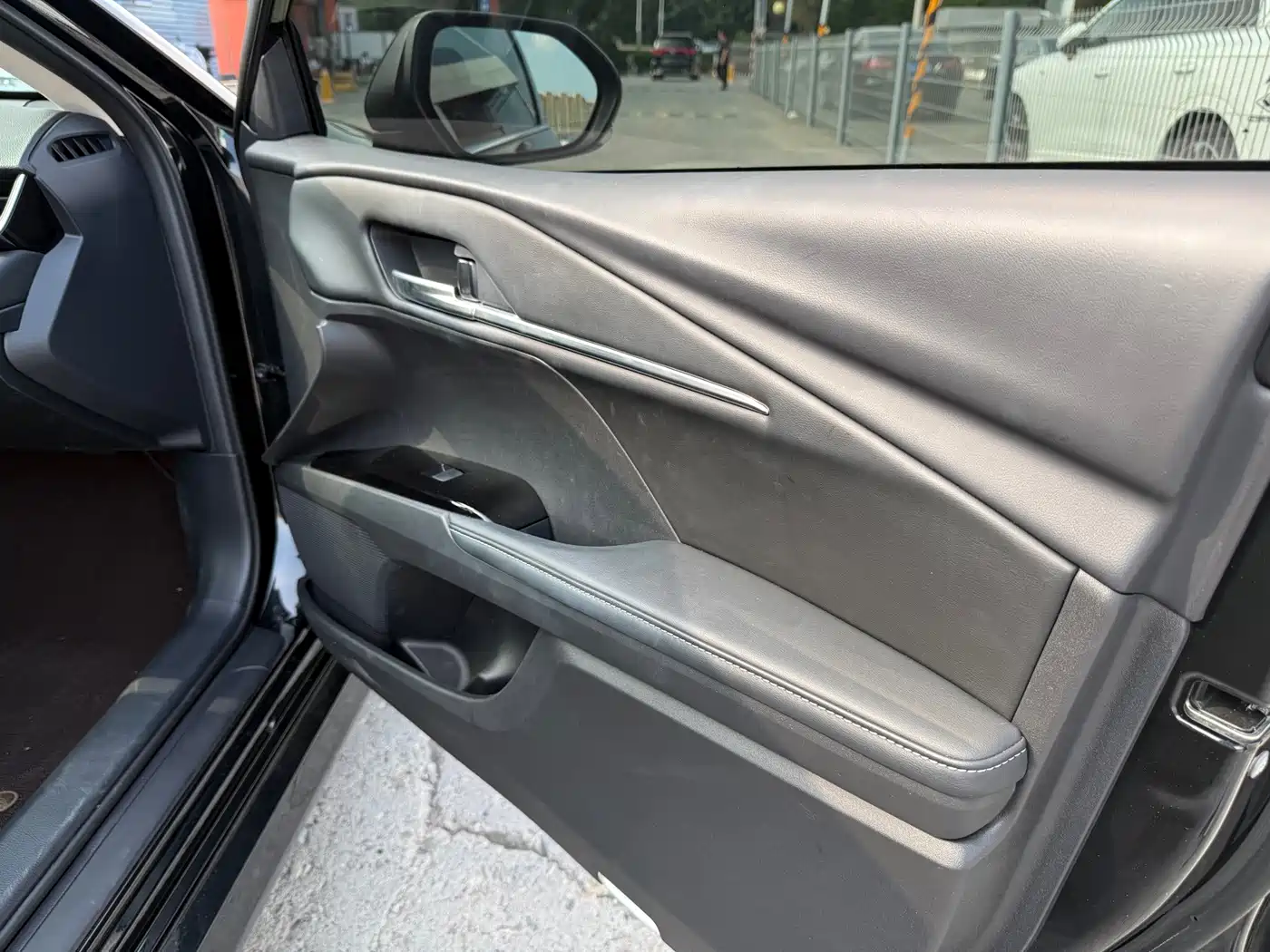 Toyota Camry 2025 2025 Dual Engine 2.0HG Glory Edition