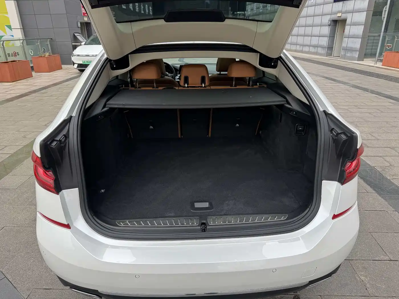BMW 6 Series GT 2019 630i Luxury Design Package фото 30