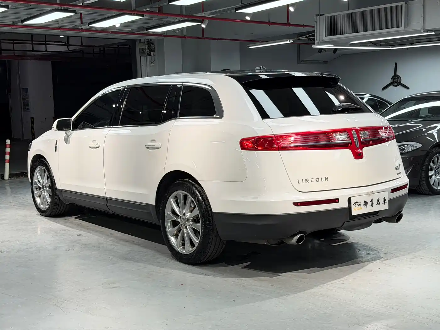 Lincoln MKT 2011 2010 Model 3.5T EcoBoost AWD