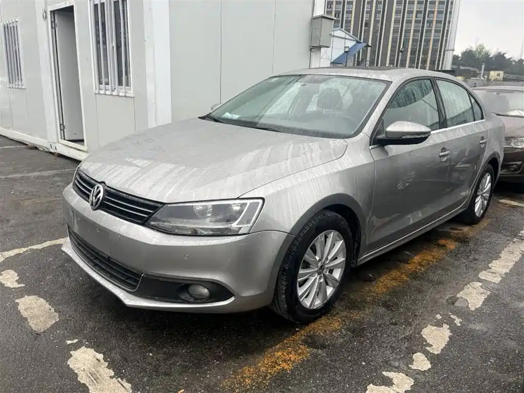 Volkswagen Sagitar 2014 Facelift 1.4TSI Automatic Luxury фото 2