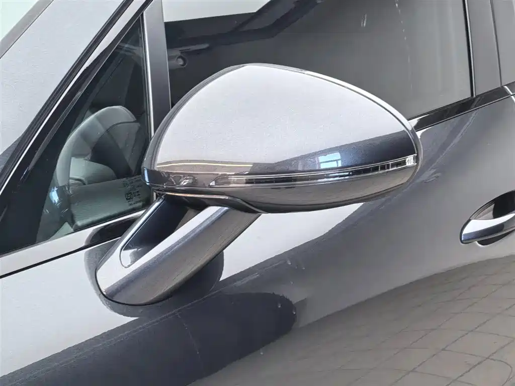 Porsche Macan 2024 Macan 2.0T фото 32