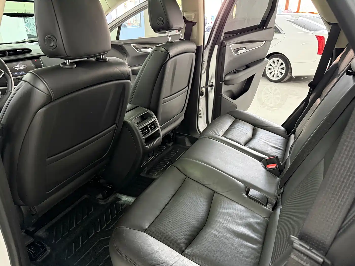 Cadillac XT5 2018 25T Luxury фото 11
