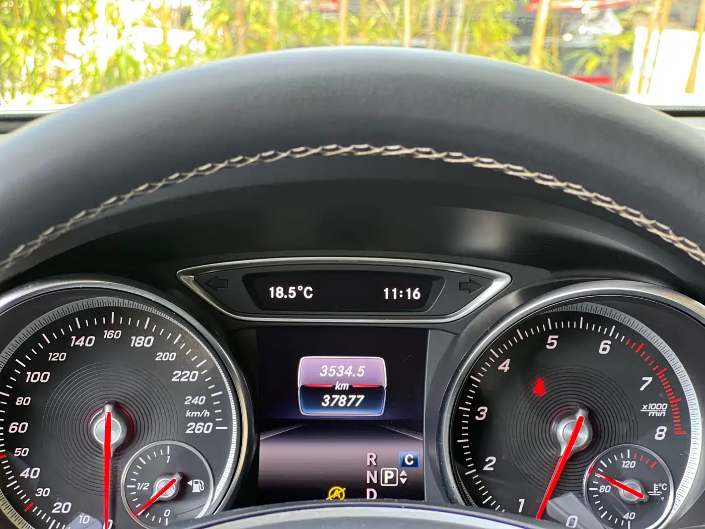 Mercedes-Benz GLA 2018 GLA 220 4MATIC Sport фото 14