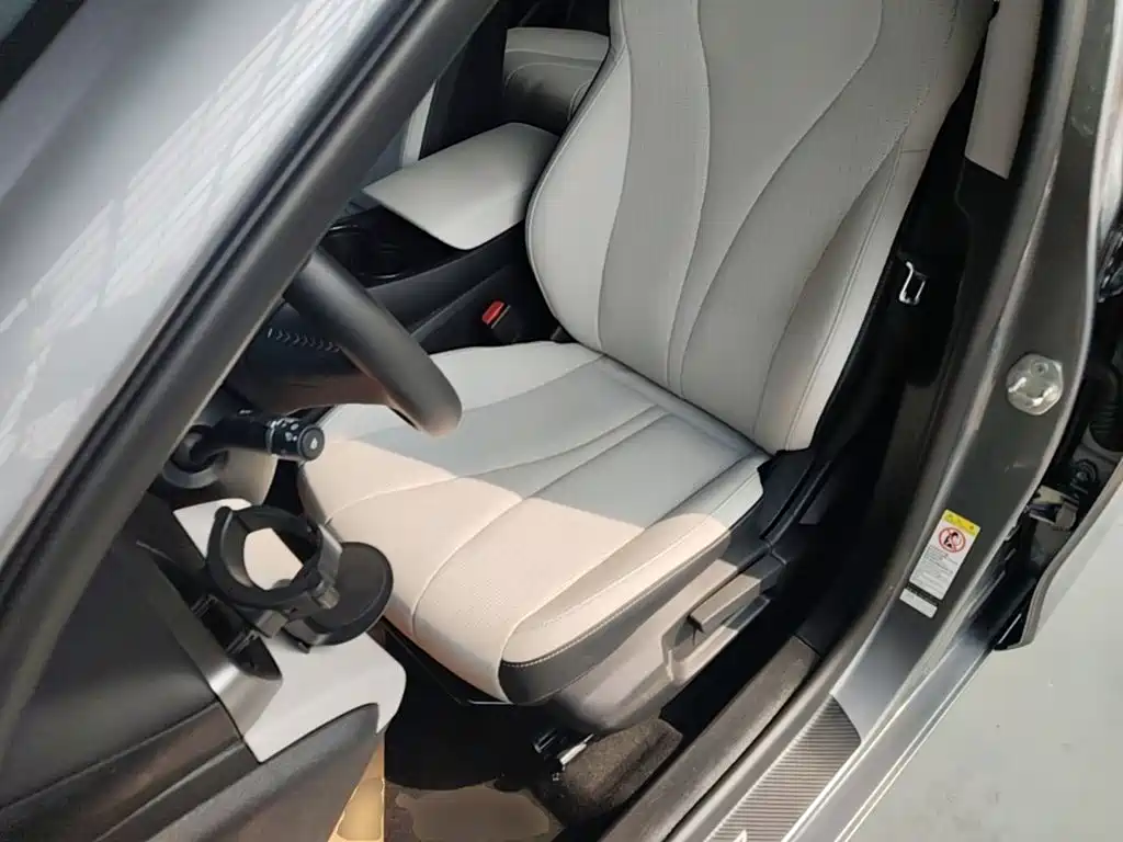 Photo 15 - BYD Seal 05