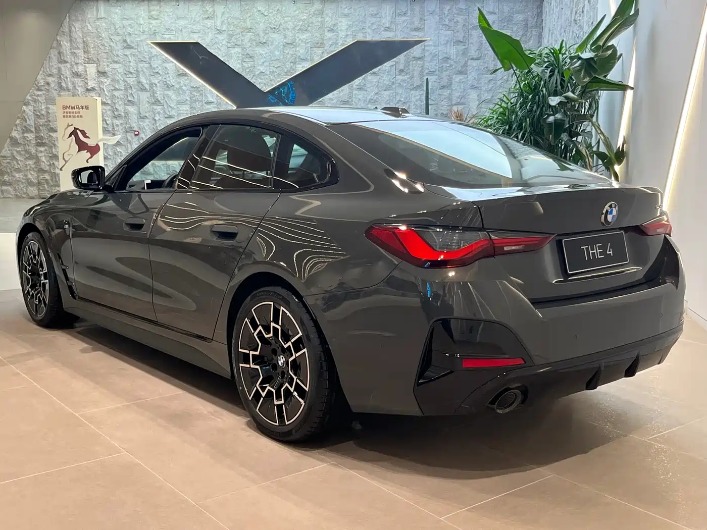 BMW 4 Series 2024 430i Gran Coupe M Sport Shadowline Package фото 7