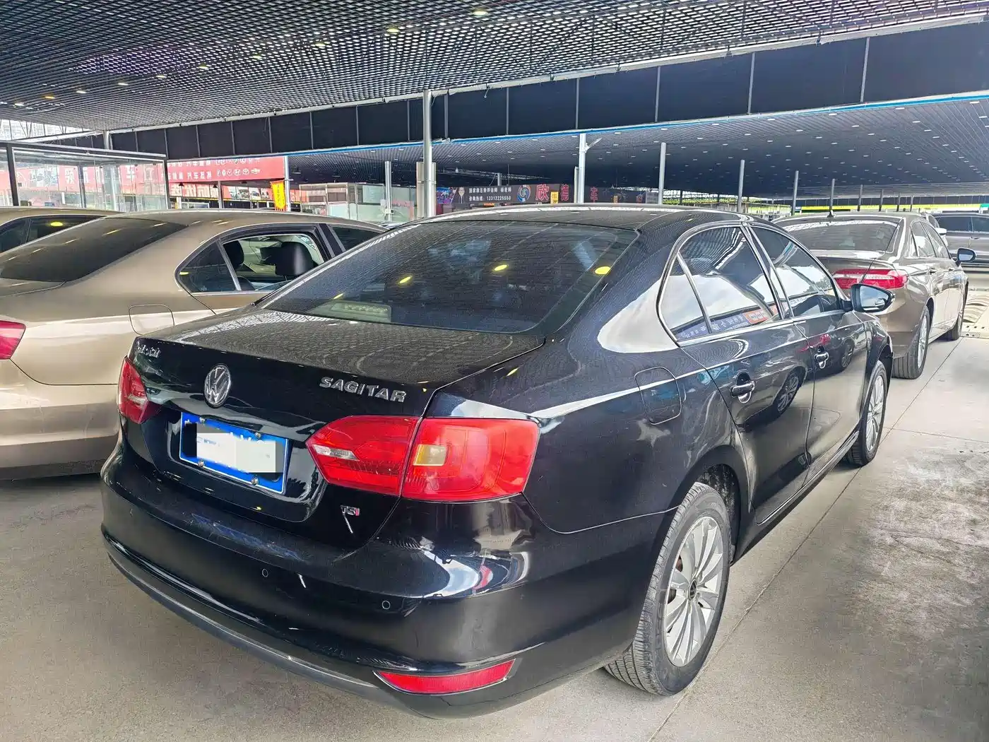 Volkswagen Sagitar 2014 Facelift 1.4TSI Automatic Luxury фото 2