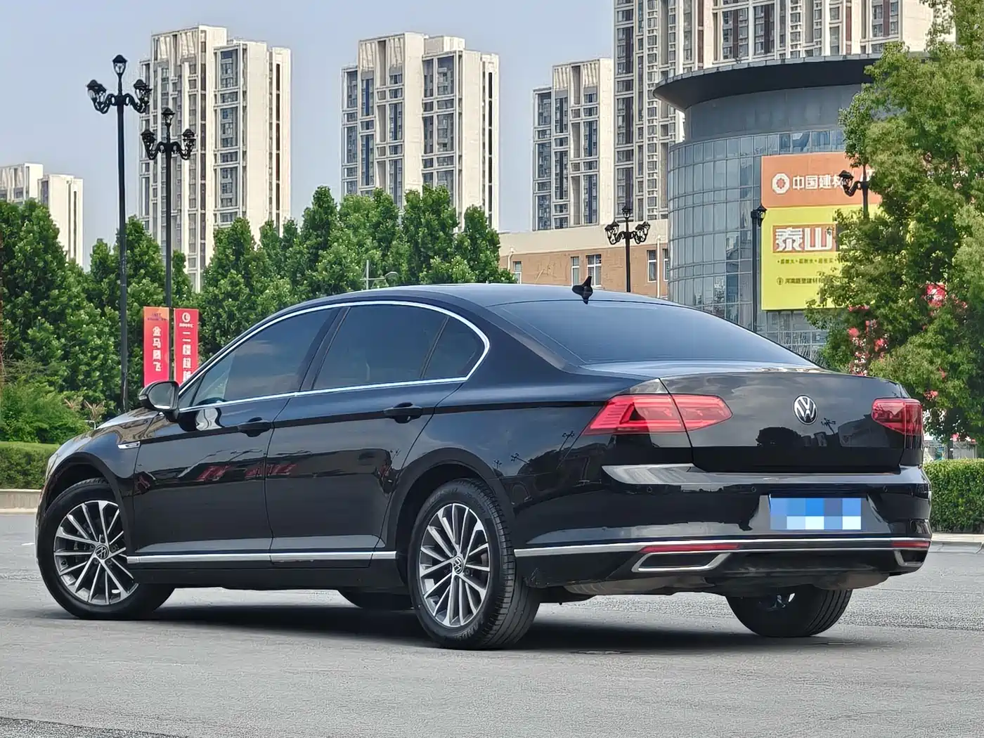 Volkswagen Magotan 2020 330TSI DSG Luxury фото 8