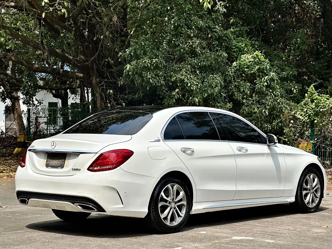 Mercedes-Benz C-Class 2015 Facelift C 200 L Sport фото 6