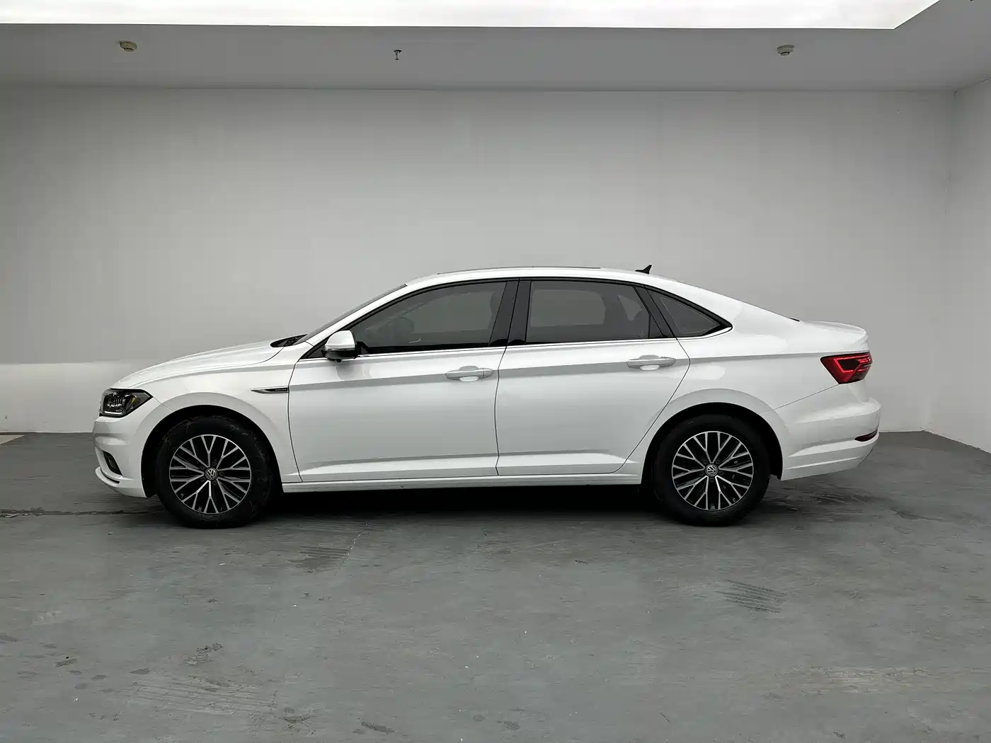 Volkswagen Sagitar 2021 280TSI DSG Comfort Smart Connect Edition фото 10