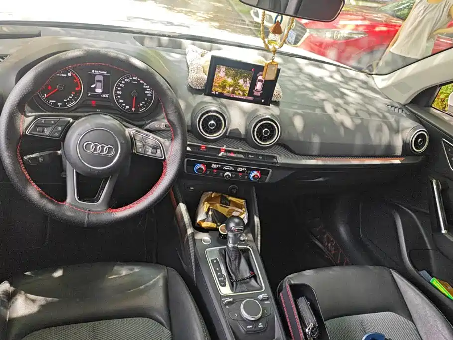 Фото 12 - Audi Q2L