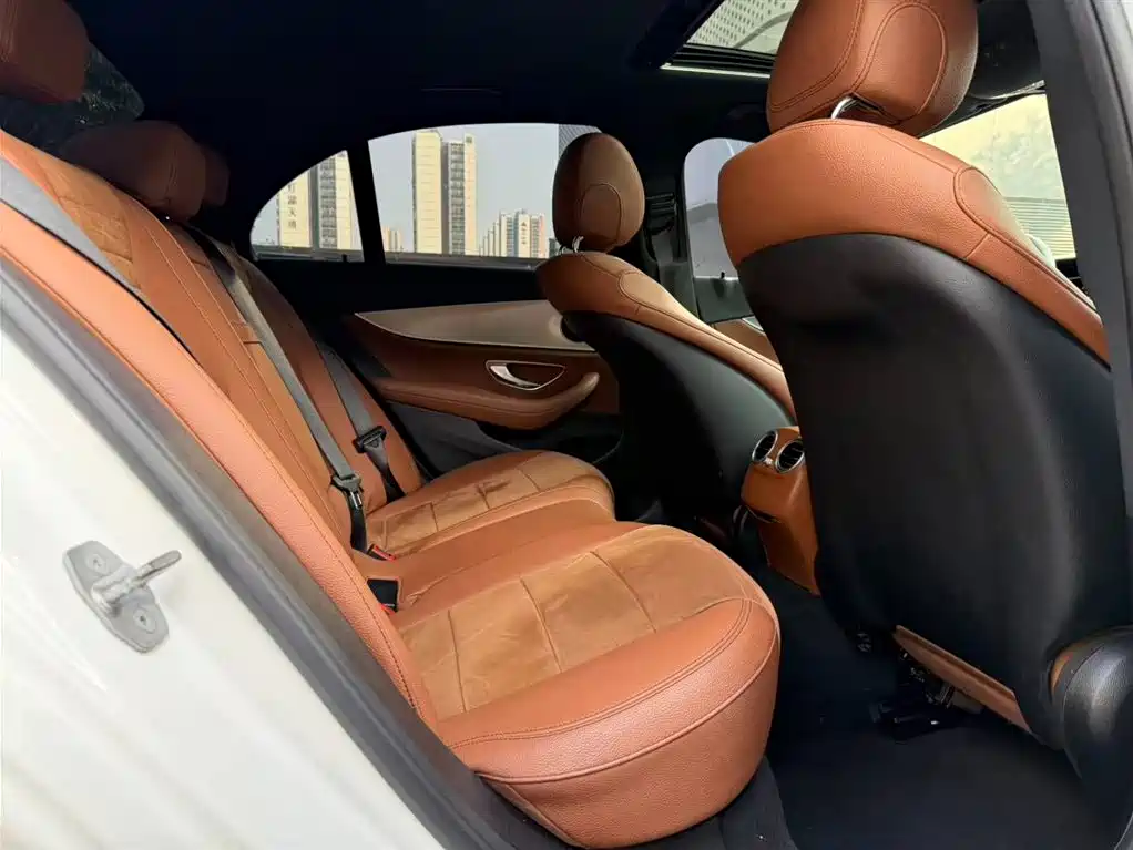Mercedes-Benz E-Class 2017 E 200 Sport 4MATIC фото 8