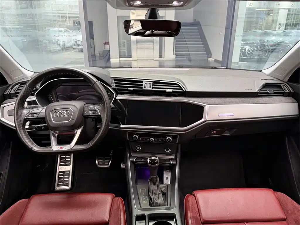 Audi Q3 Sportback 2021 40 TFSI Premium Life Edition фото 6