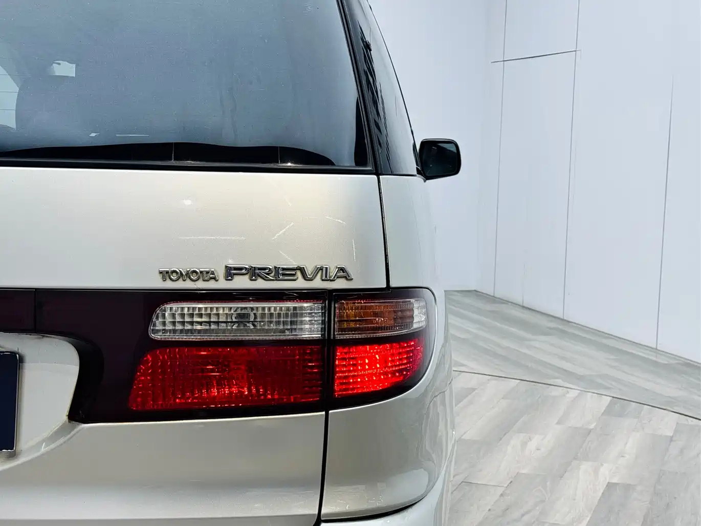 Toyota Previa фото 21