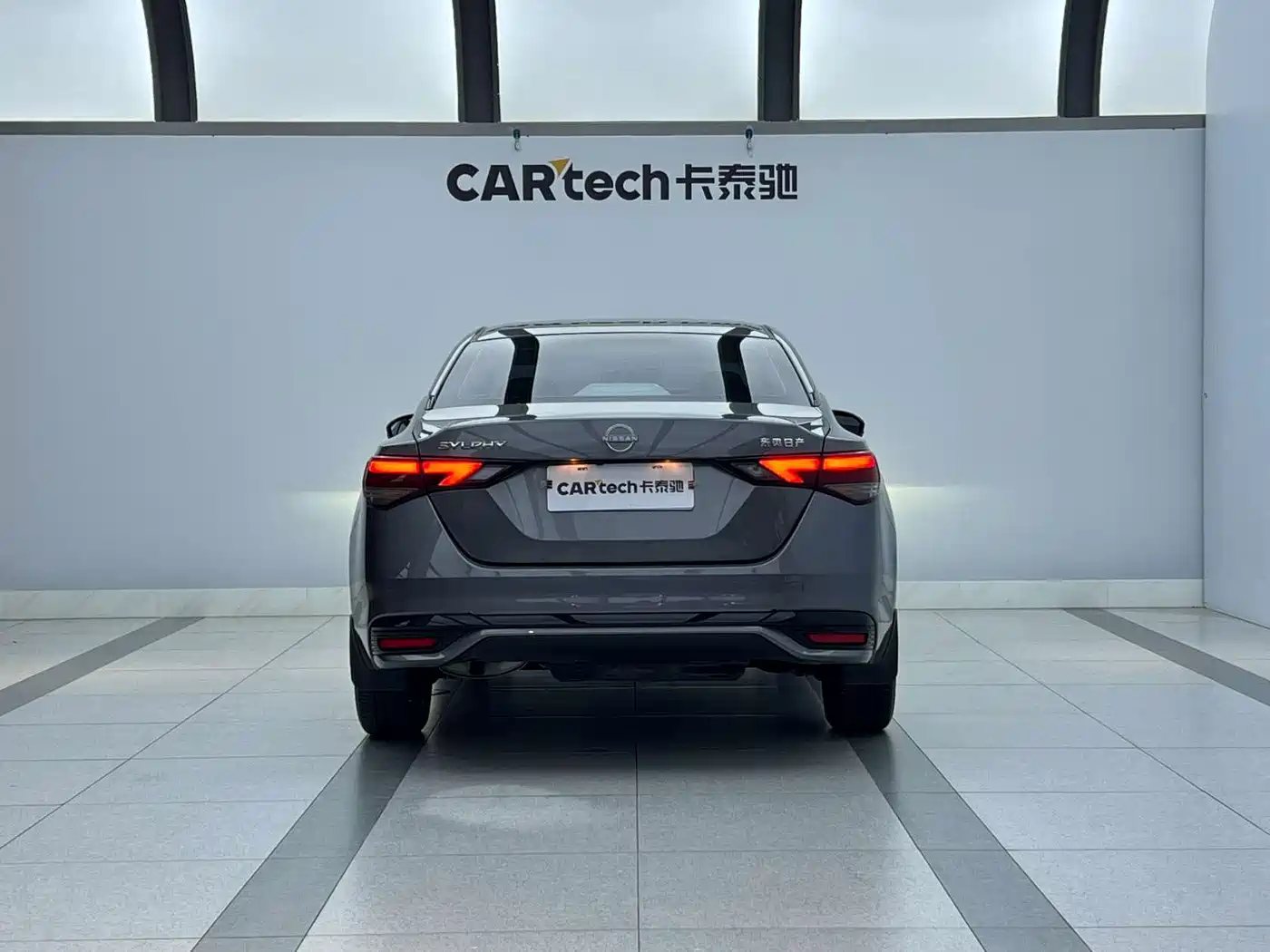 Nissan SYLPHY, миниатюра 3