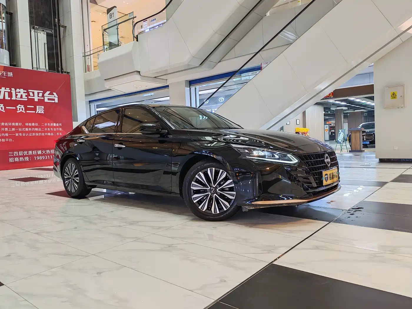Nissan Teana 2025 2.0L SV Black Gold Edition