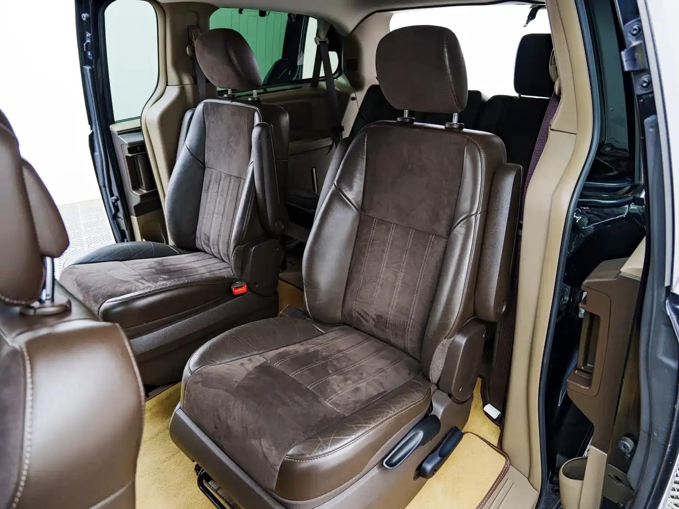 Chrysler Grand Voyager (Import) 2018 2013 3.6L Luxury Edition