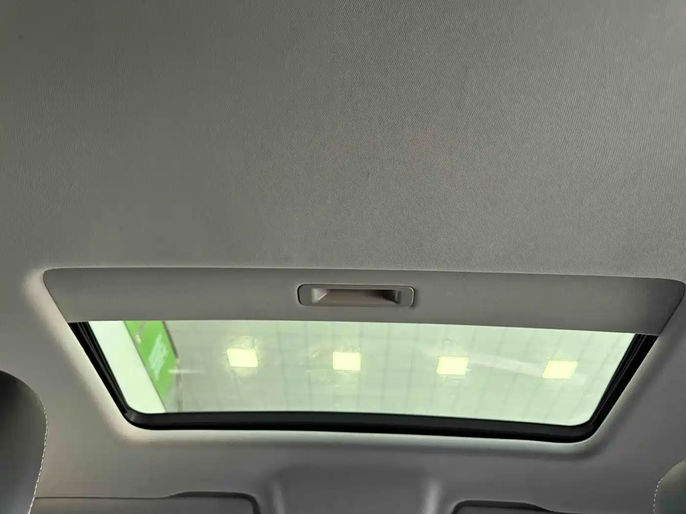 Škoda Kamiq 2022 1.5L Automatic Comfort Edition фото 19